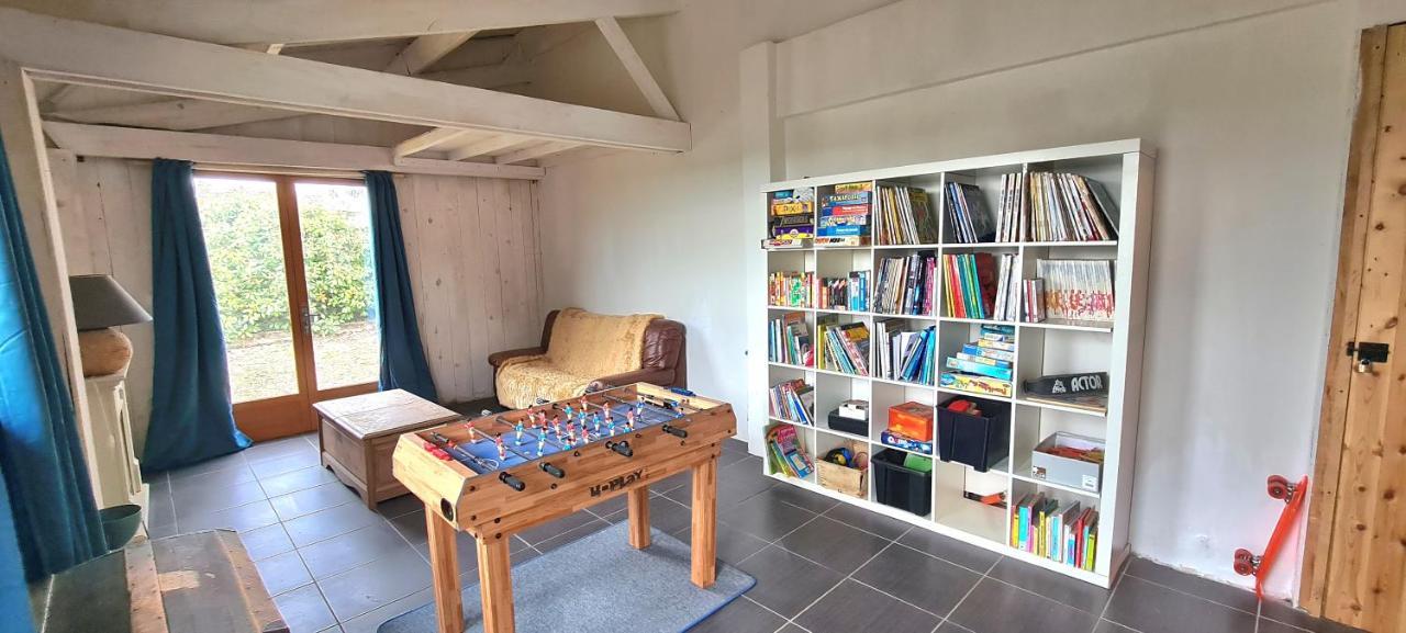 Saint-Pierre-du-Chemin Le Terrier Maison De Campagne 250 M2 Grande Capacite 20 Couchages, 4500M2 De Terrainヴィラ エクステリア 写真