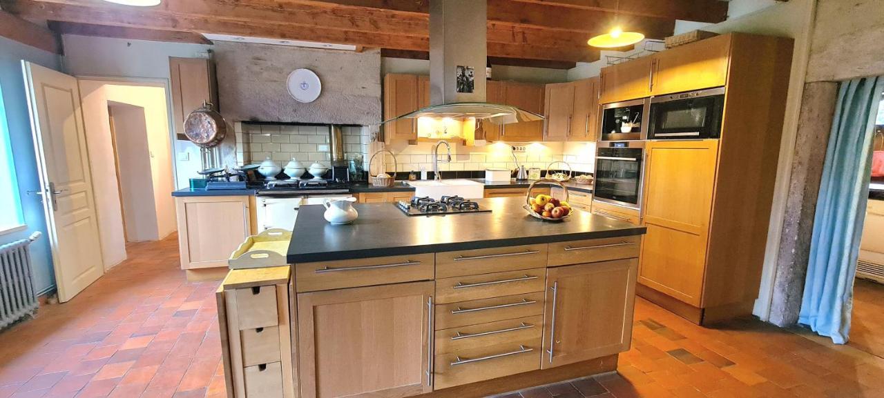 Saint-Pierre-du-Chemin Le Terrier Maison De Campagne 250 M2 Grande Capacite 20 Couchages, 4500M2 De Terrainヴィラ エクステリア 写真