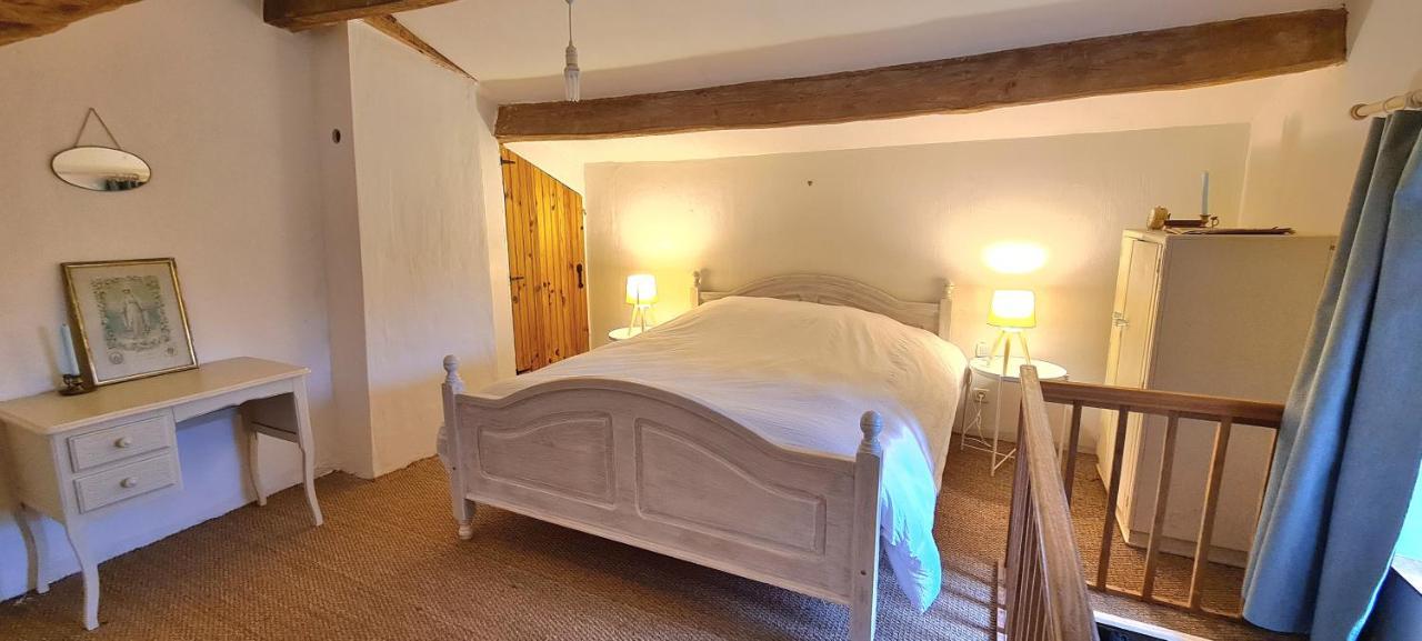 Saint-Pierre-du-Chemin Le Terrier Maison De Campagne 250 M2 Grande Capacite 20 Couchages, 4500M2 De Terrainヴィラ エクステリア 写真