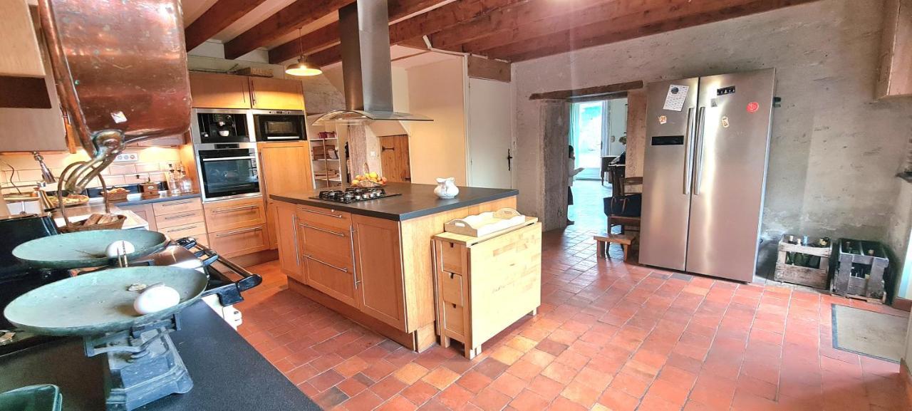 Saint-Pierre-du-Chemin Le Terrier Maison De Campagne 250 M2 Grande Capacite 20 Couchages, 4500M2 De Terrainヴィラ エクステリア 写真