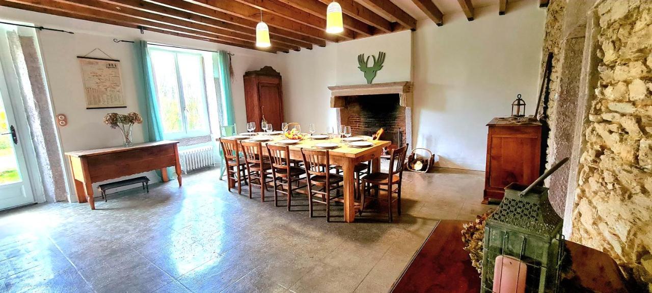 Saint-Pierre-du-Chemin Le Terrier Maison De Campagne 250 M2 Grande Capacite 20 Couchages, 4500M2 De Terrainヴィラ エクステリア 写真