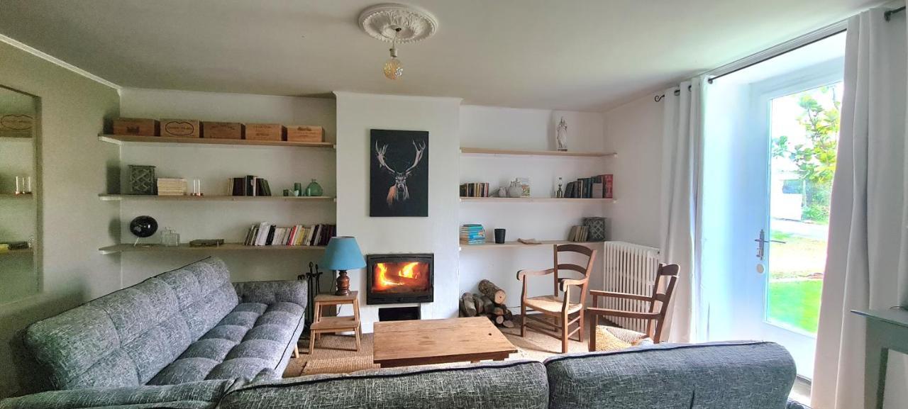 Saint-Pierre-du-Chemin Le Terrier Maison De Campagne 250 M2 Grande Capacite 20 Couchages, 4500M2 De Terrainヴィラ エクステリア 写真