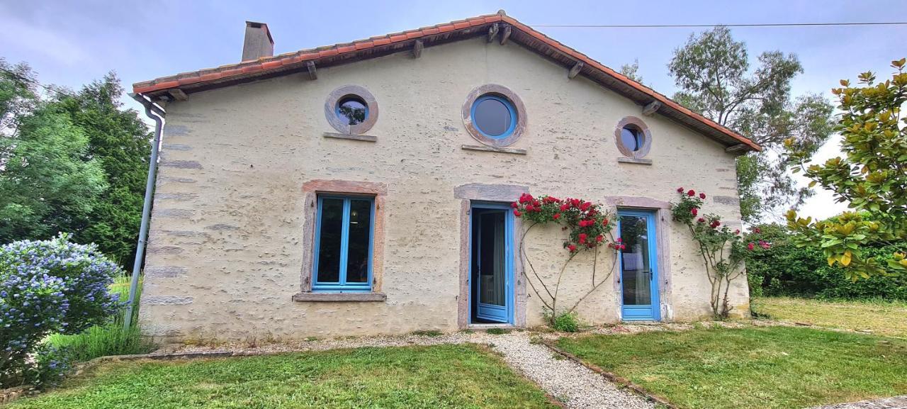 Saint-Pierre-du-Chemin Le Terrier Maison De Campagne 250 M2 Grande Capacite 20 Couchages, 4500M2 De Terrainヴィラ エクステリア 写真